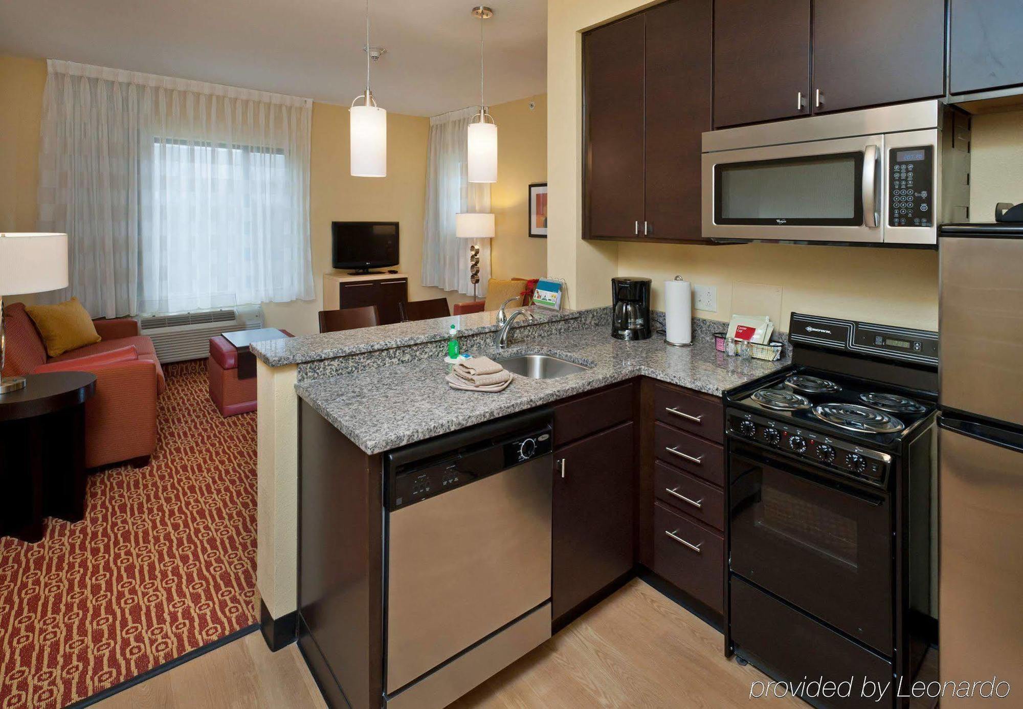 Towneplace Suites By Marriott Nashville Airport Exterior foto