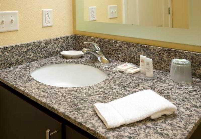 Towneplace Suites By Marriott Nashville Airport Habitación foto