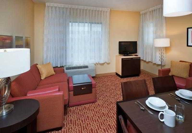Towneplace Suites By Marriott Nashville Airport Exterior foto