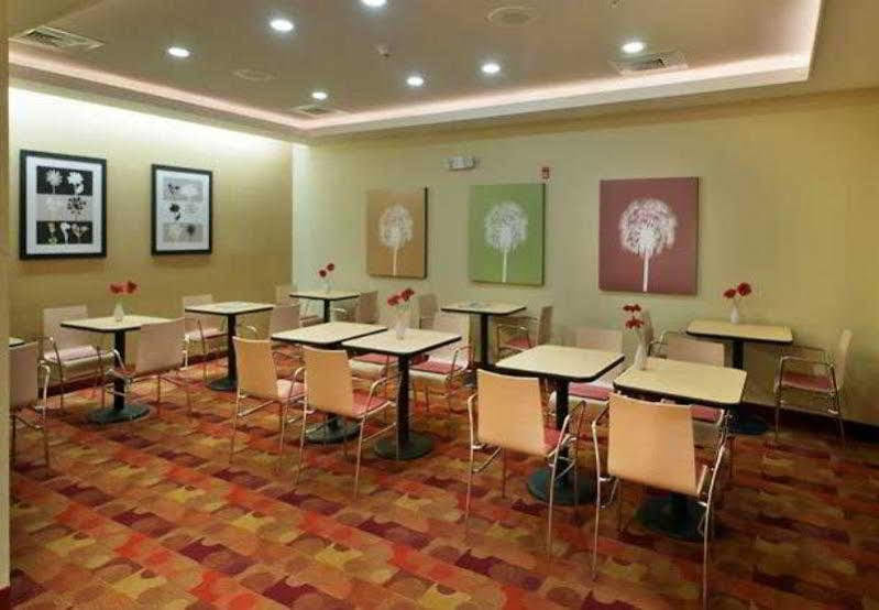 Towneplace Suites By Marriott Nashville Airport Exterior foto